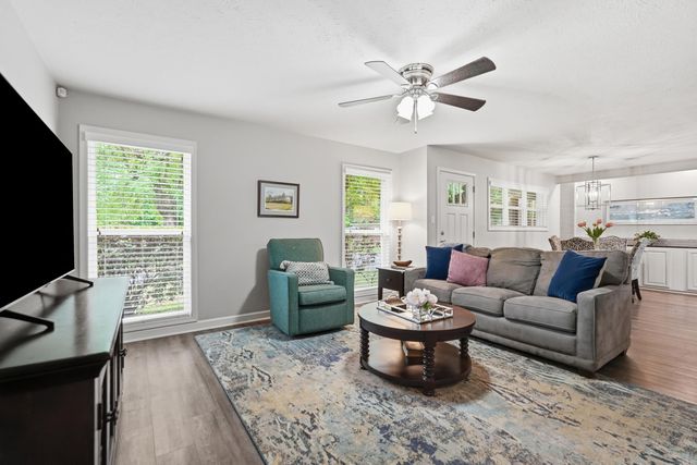 1401 Crystal Drive, Benton, AR 72015