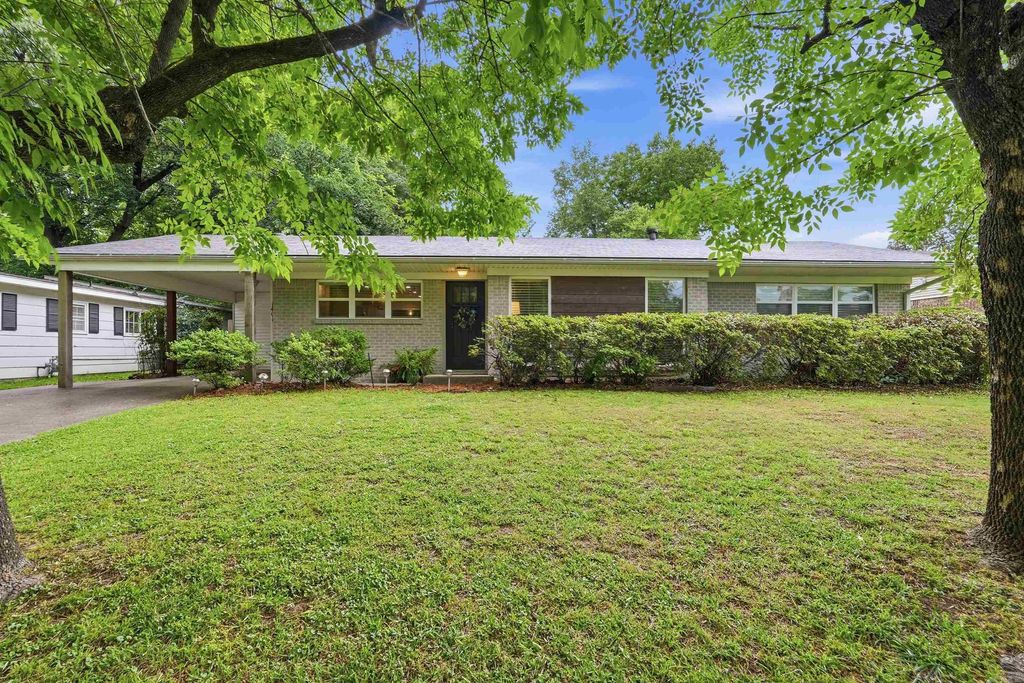 1401 Crystal Drive, Benton, AR 72015