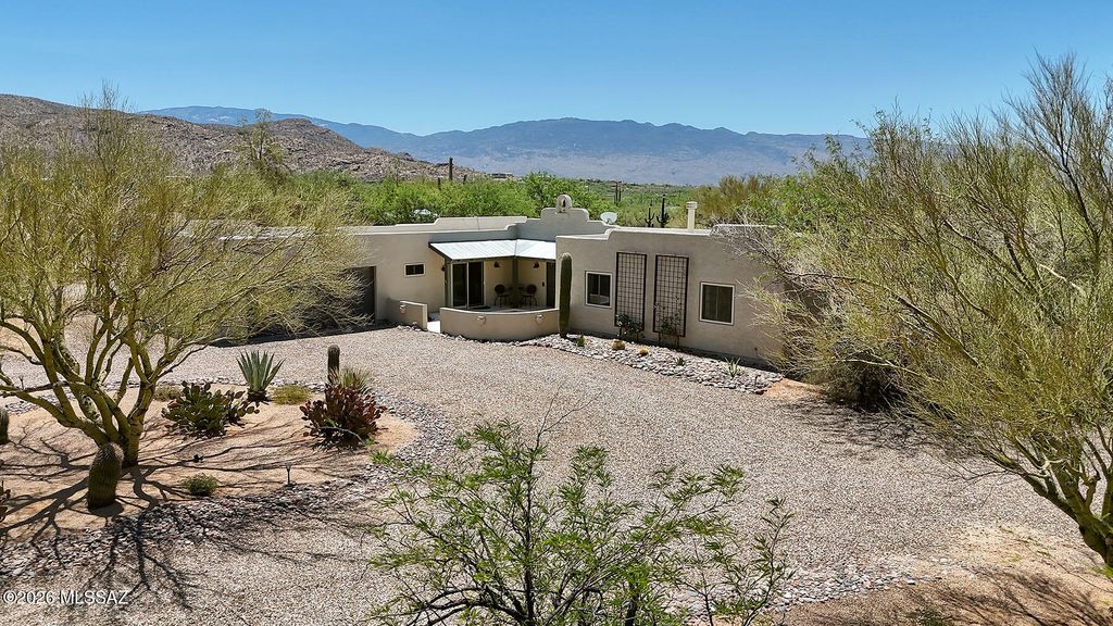 11968 E Makohoh Trail, Tucson, AZ 85749