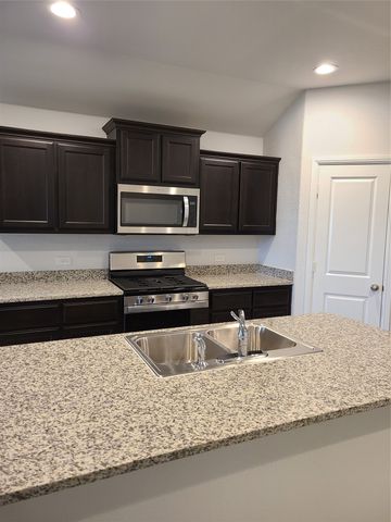 2221 Myrtle Beach Drive, Fort Worth, TX 76108