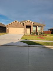 2221 Myrtle Beach Drive, Fort Worth, TX 76108