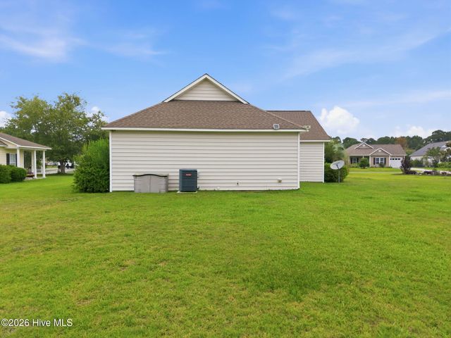 104 Colville Court, Winnabow, NC 28479