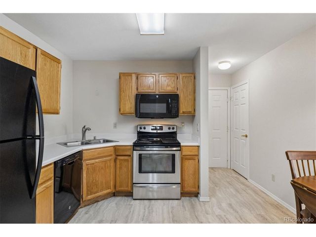 8621 E Dry Creek Rd 311, Centennial, CO 80112