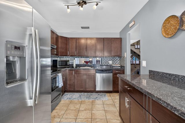 9942 Royal Palm Boulevard, Coral Springs, FL 33065