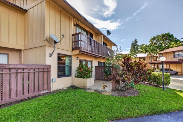 9942 Royal Palm Boulevard, Coral Springs, FL 33065