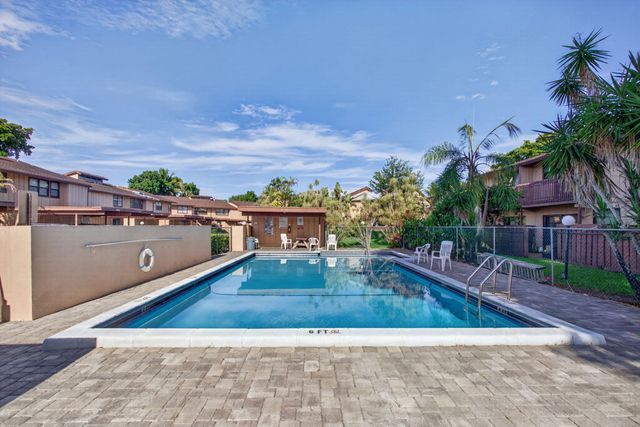 9942 Royal Palm Boulevard, Coral Springs, FL 33065