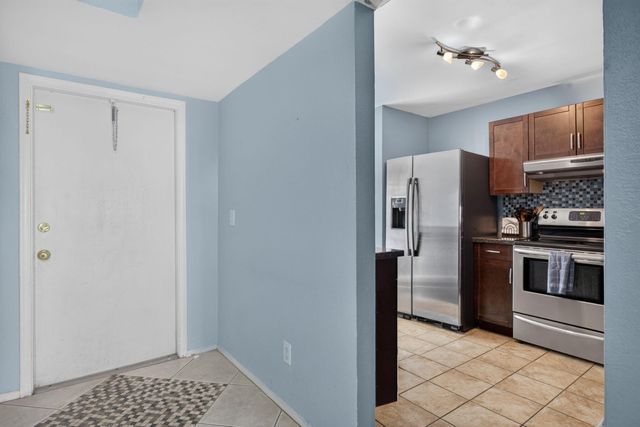 9942 Royal Palm Boulevard, Coral Springs, FL 33065