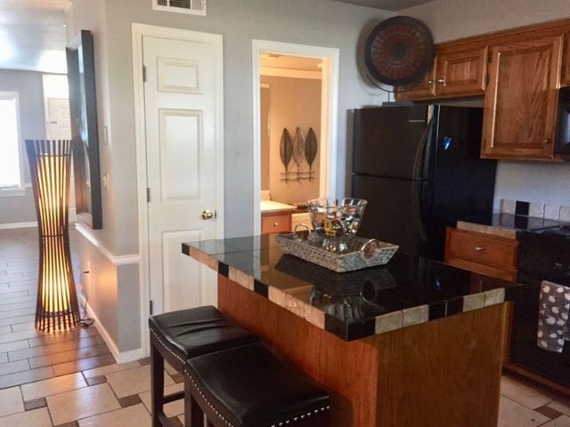 1364 E Masonic Drive, Fayetteville, AR 72703