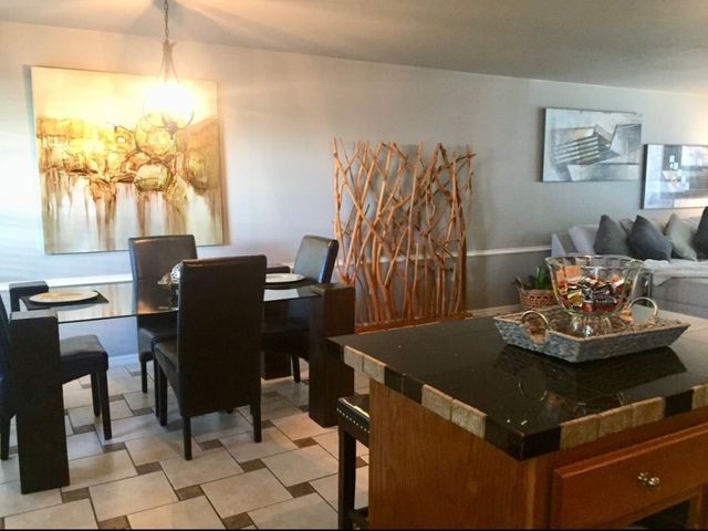 1364 E Masonic Drive, Fayetteville, AR 72703