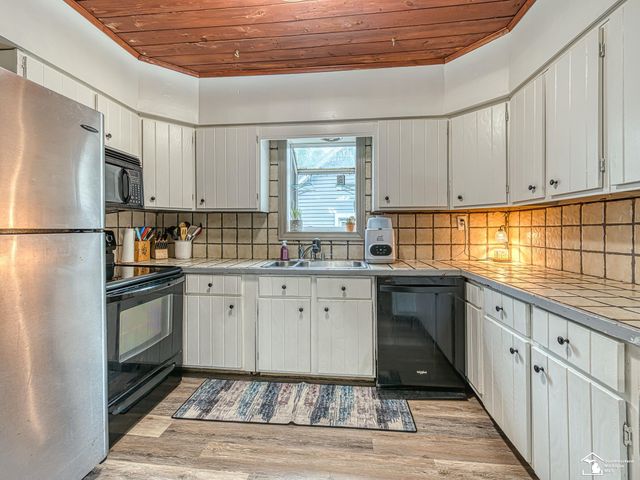 12747 Matthews Street, Carleton, MI 48117