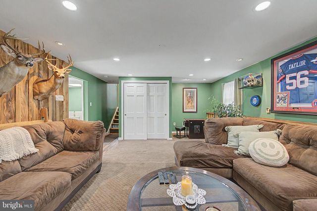 900 ADAMS AVE, Mays Landing, NJ 08330