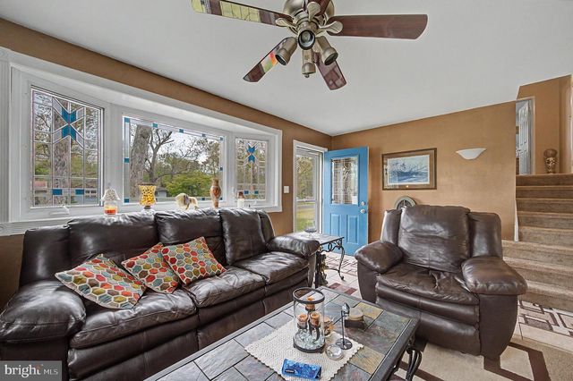 900 ADAMS AVE, Mays Landing, NJ 08330