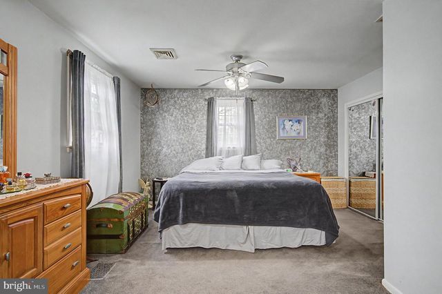 900 ADAMS AVE, Mays Landing, NJ 08330