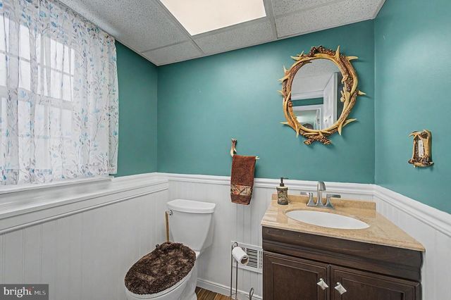 900 ADAMS AVE, Mays Landing, NJ 08330