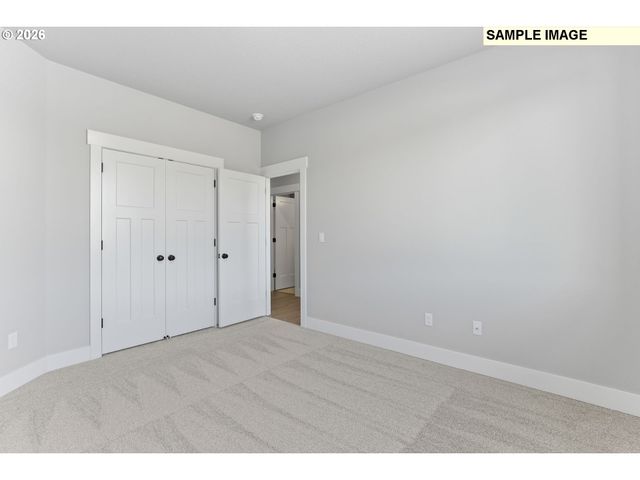 656 Ne TRILLIUM Dr, Estacada, OR 97023