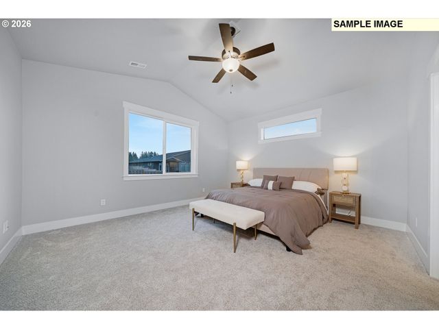 656 Ne TRILLIUM Dr, Estacada, OR 97023