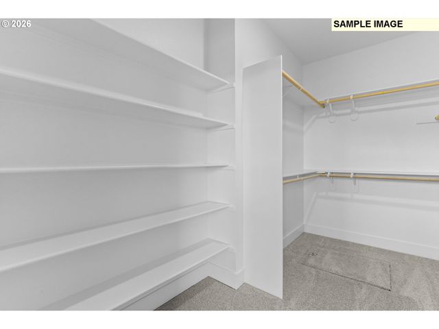 656 Ne TRILLIUM Dr, Estacada, OR 97023