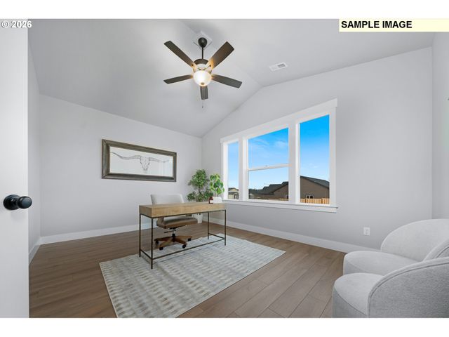 656 Ne TRILLIUM Dr, Estacada, OR 97023