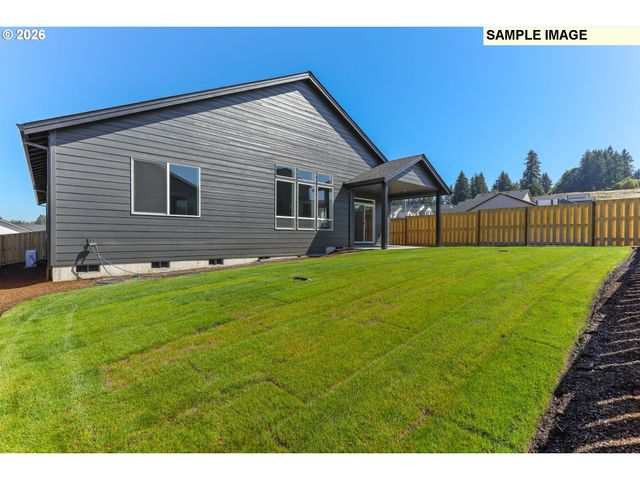 656 Ne TRILLIUM Dr, Estacada, OR 97023