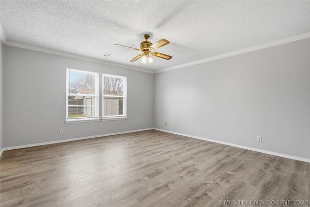 1716 N Butternut Avenue, Broken Arrow, OK 74012