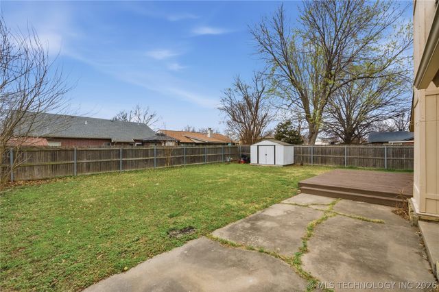 1716 N Butternut Avenue, Broken Arrow, OK 74012