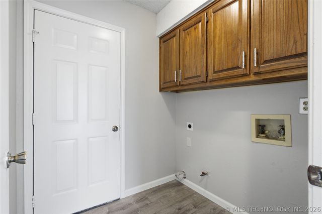 1716 N Butternut Avenue, Broken Arrow, OK 74012