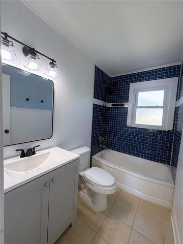 4405 8TH AVENUE N, St Petersburg, FL 33713