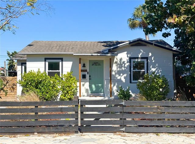 4405 8TH AVENUE N, St Petersburg, FL 33713