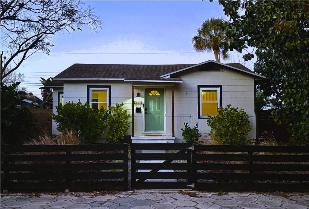 4405 8TH AVENUE N, St Petersburg, FL 33713