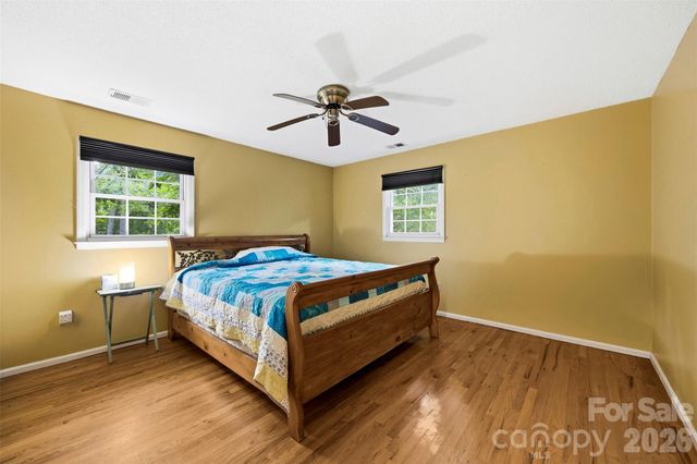 102 Stacybrook Drive SE, Concord, NC 28025