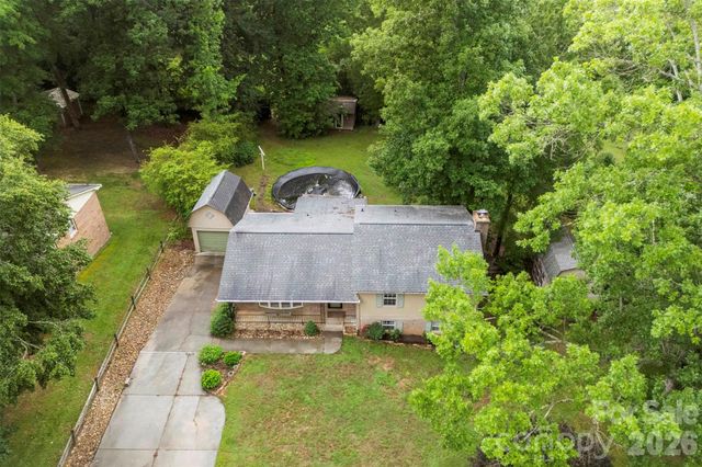 102 Stacybrook Drive SE, Concord, NC 28025