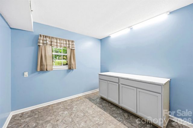 102 Stacybrook Drive SE, Concord, NC 28025