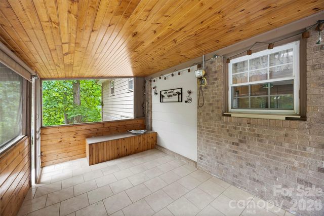 102 Stacybrook Drive SE, Concord, NC 28025