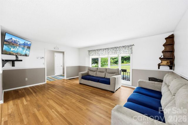 102 Stacybrook Drive SE, Concord, NC 28025