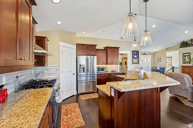 1134 S VISTA RIDGE DR, Santaquin, UT 84655