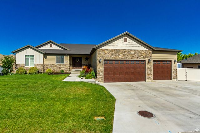 1134 S VISTA RIDGE DR, Santaquin, UT 84655