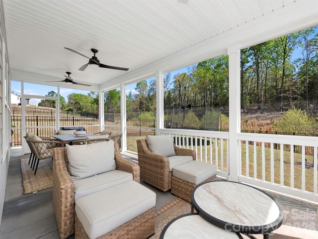 966 Scotch Meadows Loop, Monroe, NC 28110