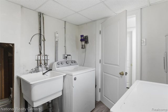 1284 Atkinson Avenue, Bloomfield Hills, MI 48302