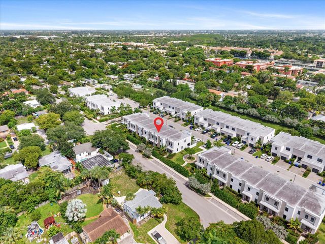 405 NW 17th Street, Fort Lauderdale, FL 33311
