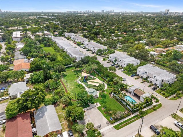405 NW 17th Street, Fort Lauderdale, FL 33311