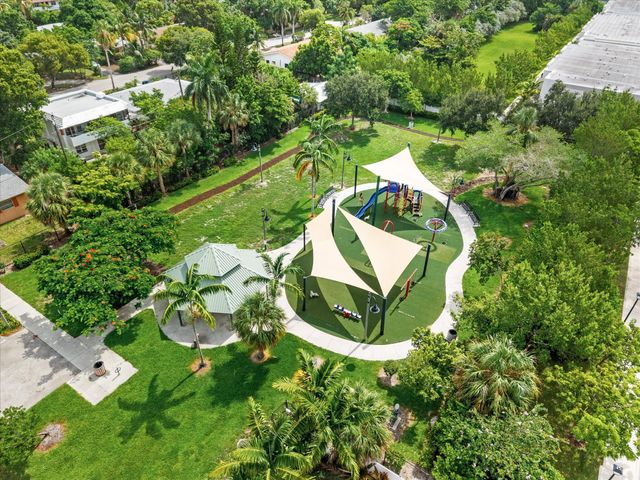 405 NW 17th Street, Fort Lauderdale, FL 33311