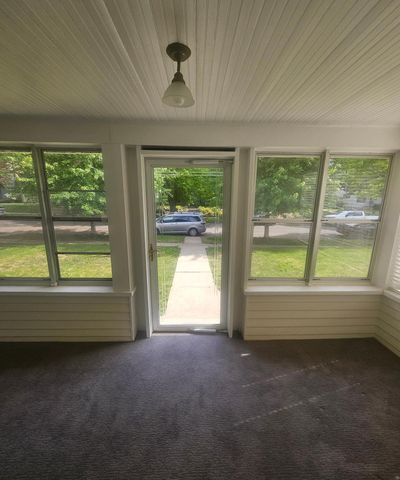 2147 Juliet Avenue, Saint Paul, MN 55105