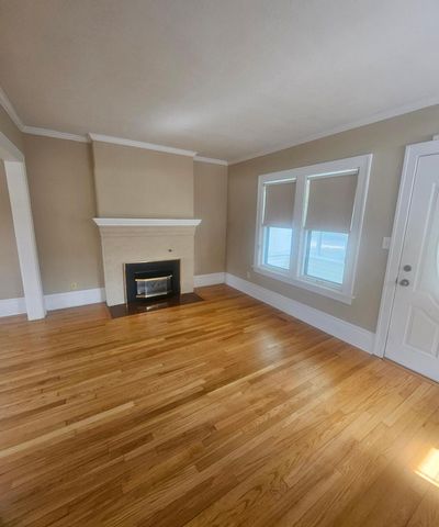 2147 Juliet Avenue, Saint Paul, MN 55105