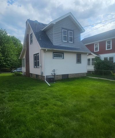 2147 Juliet Avenue, Saint Paul, MN 55105