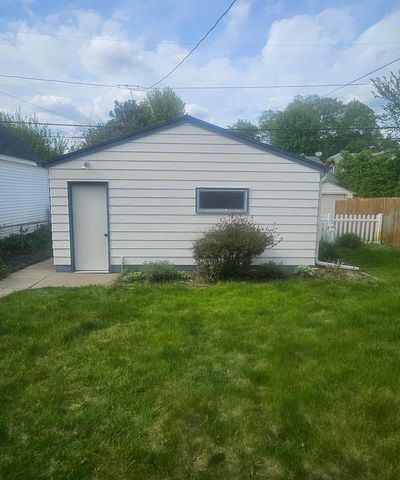 2147 Juliet Avenue, Saint Paul, MN 55105