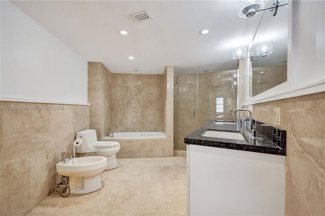 5660 Collins Ave 20B, Miami Beach, FL 33140