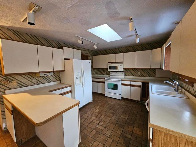 4106 Eaton Drive, Rockford, IL 61114