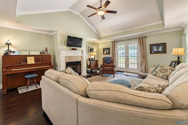 3608 Little Drive, Hartselle, AL 35640