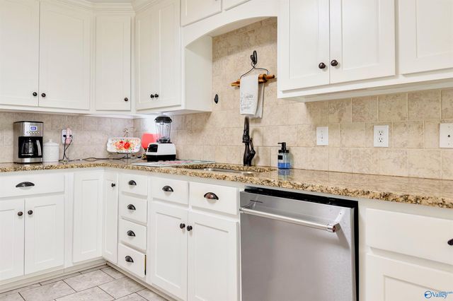 3608 Little Drive, Hartselle, AL 35640