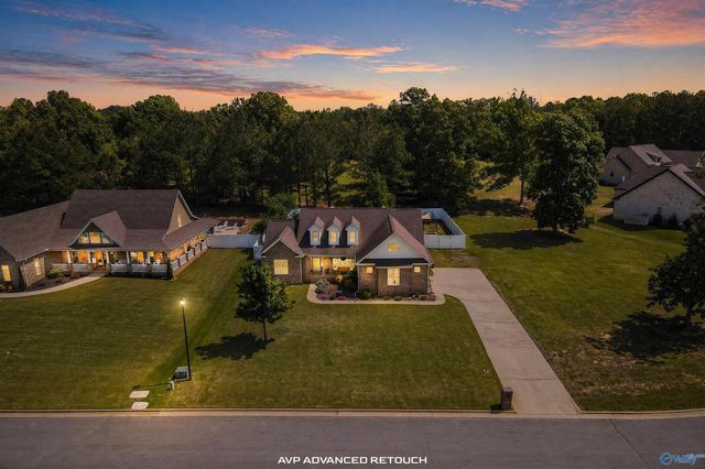 3608 Little Drive, Hartselle, AL 35640
